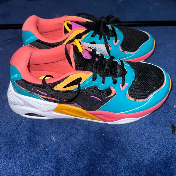 WMNS Puma TRC Mira Lava - 'Puma Black' Size 9 - Picture 2 of 6